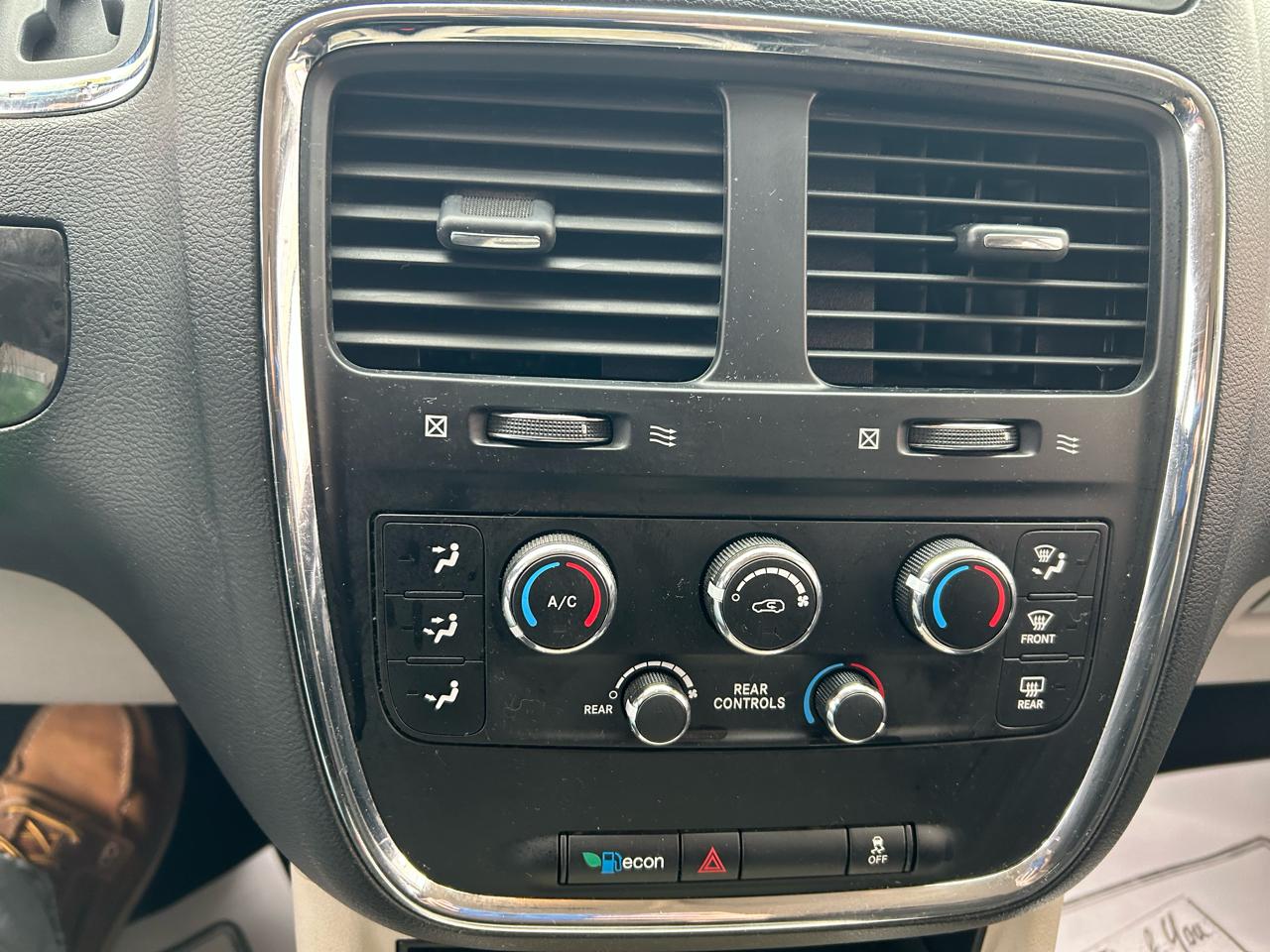 Dodge Grand Caravan SXT 2013