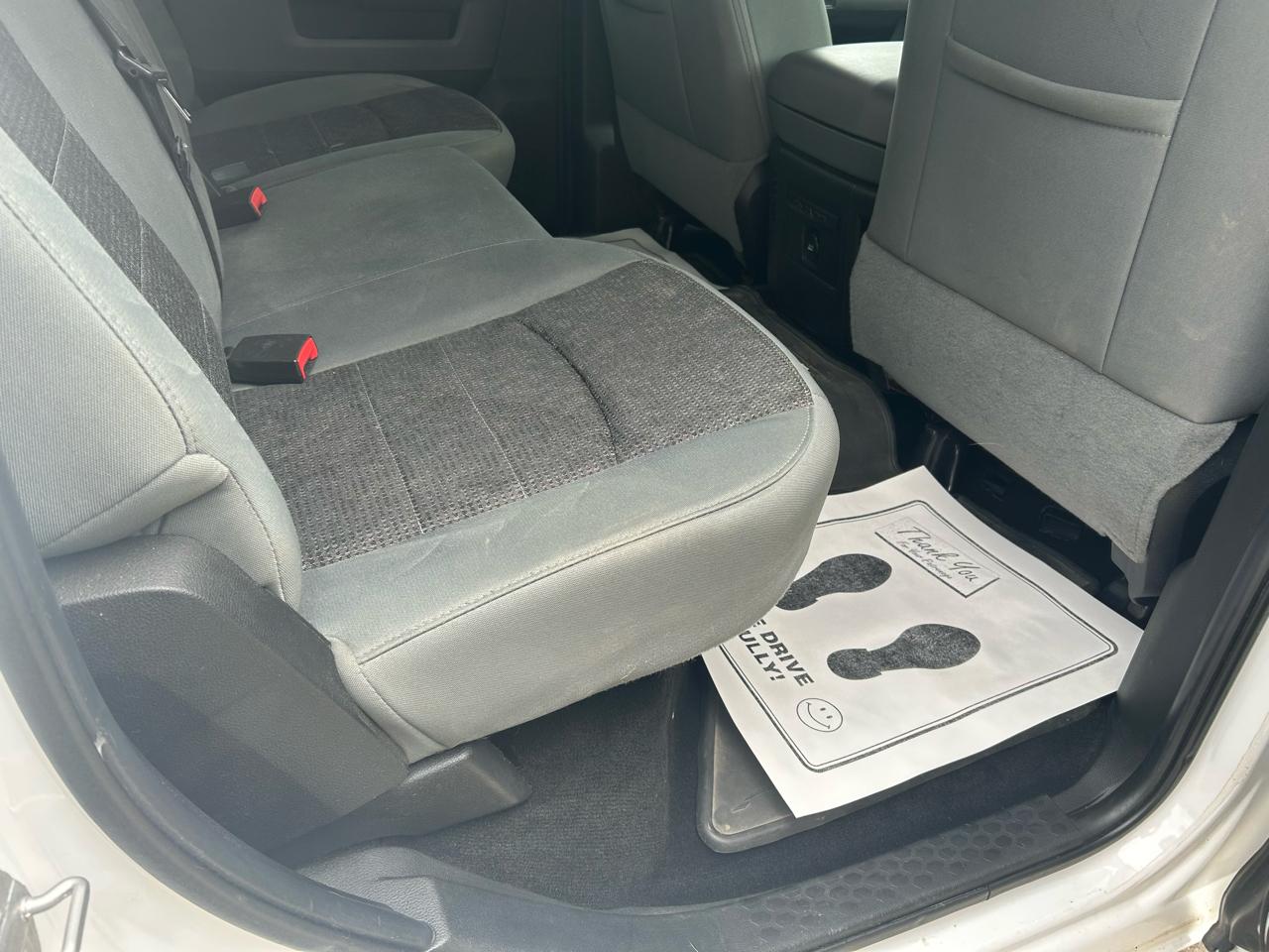 RAM 1500 SLT Crew Cab SWB 4WD 2014