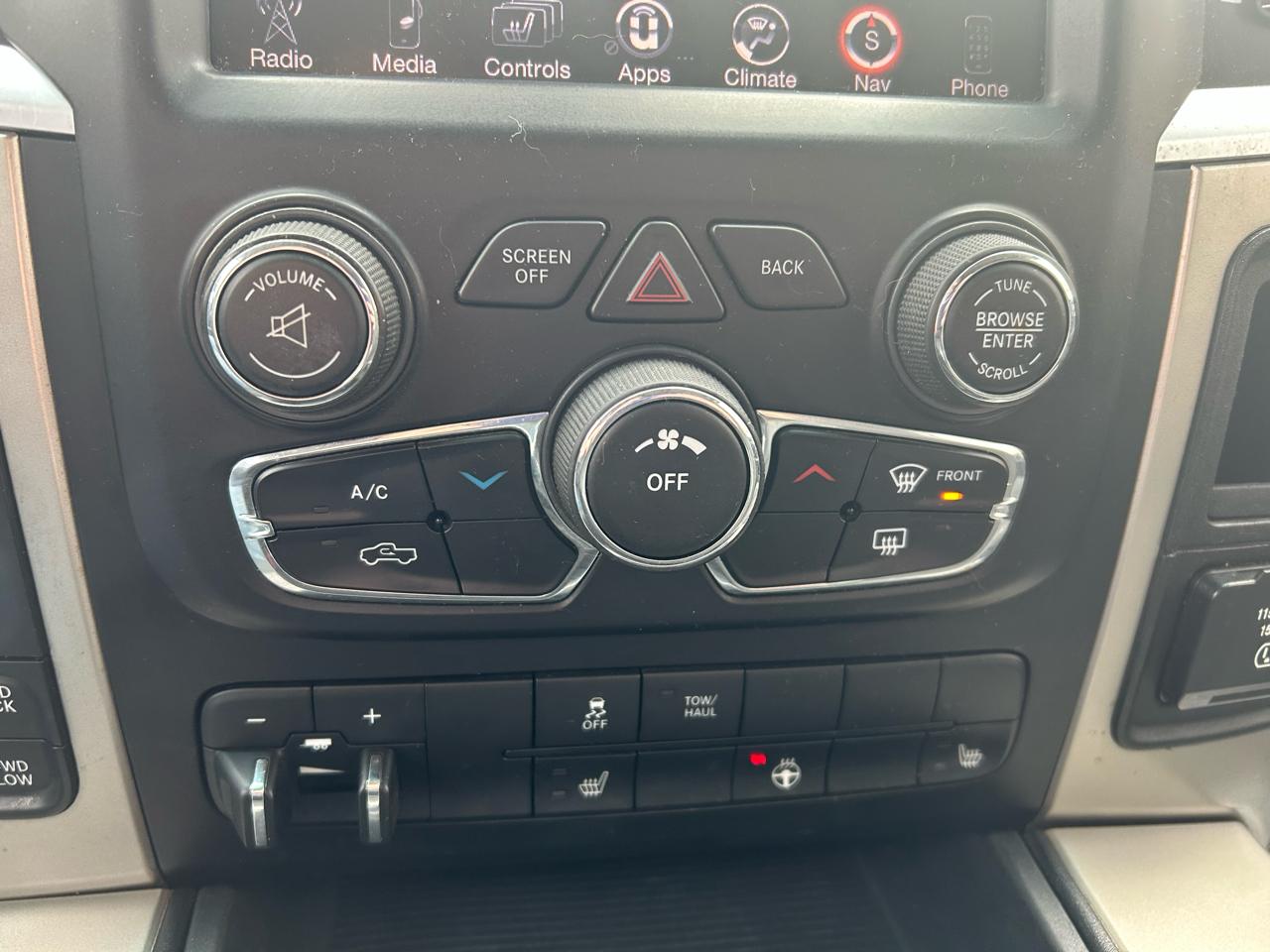 RAM 1500 SLT Crew Cab SWB 4WD 2014