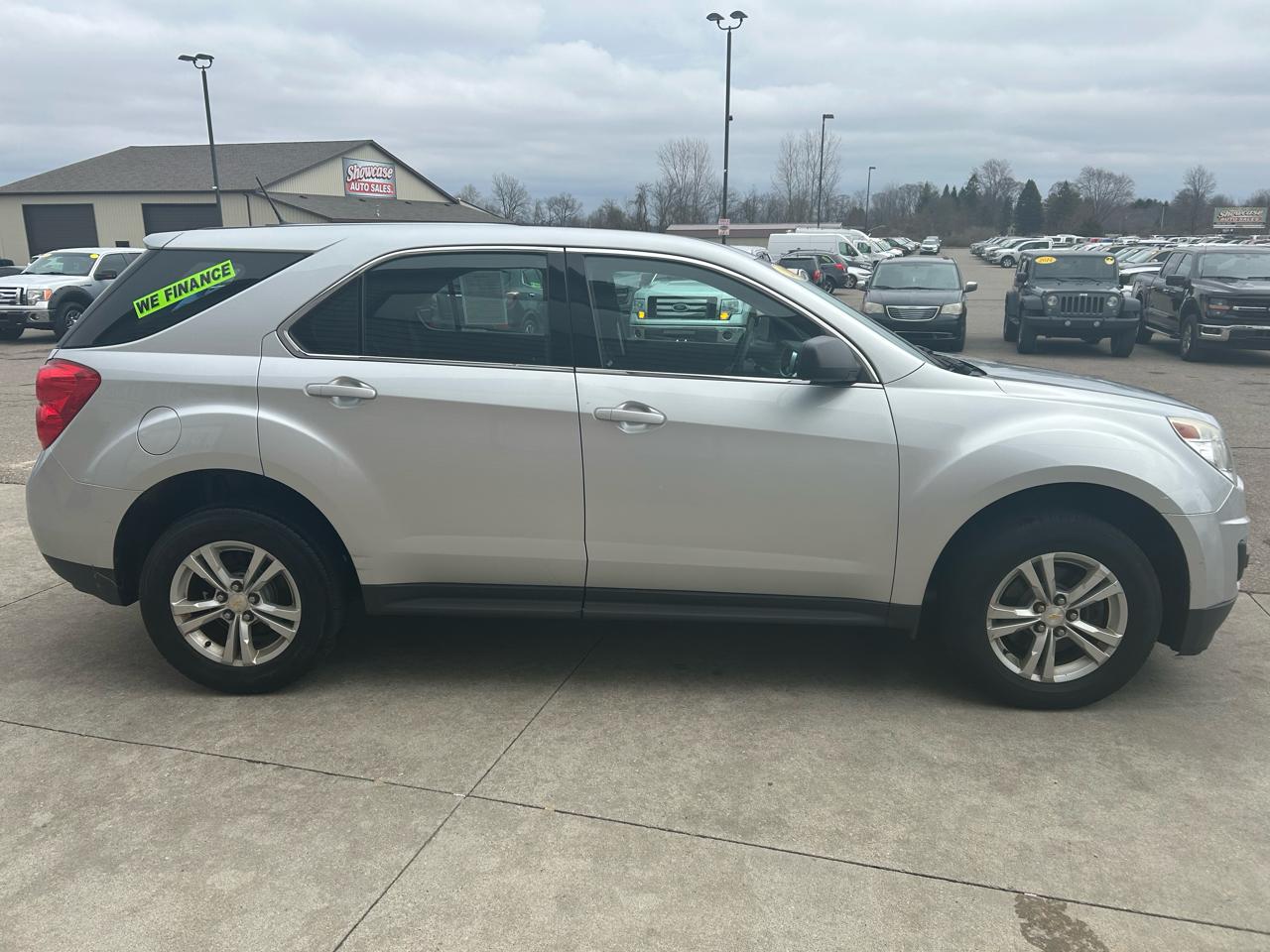Chevrolet Equinox LS 2WD 2013