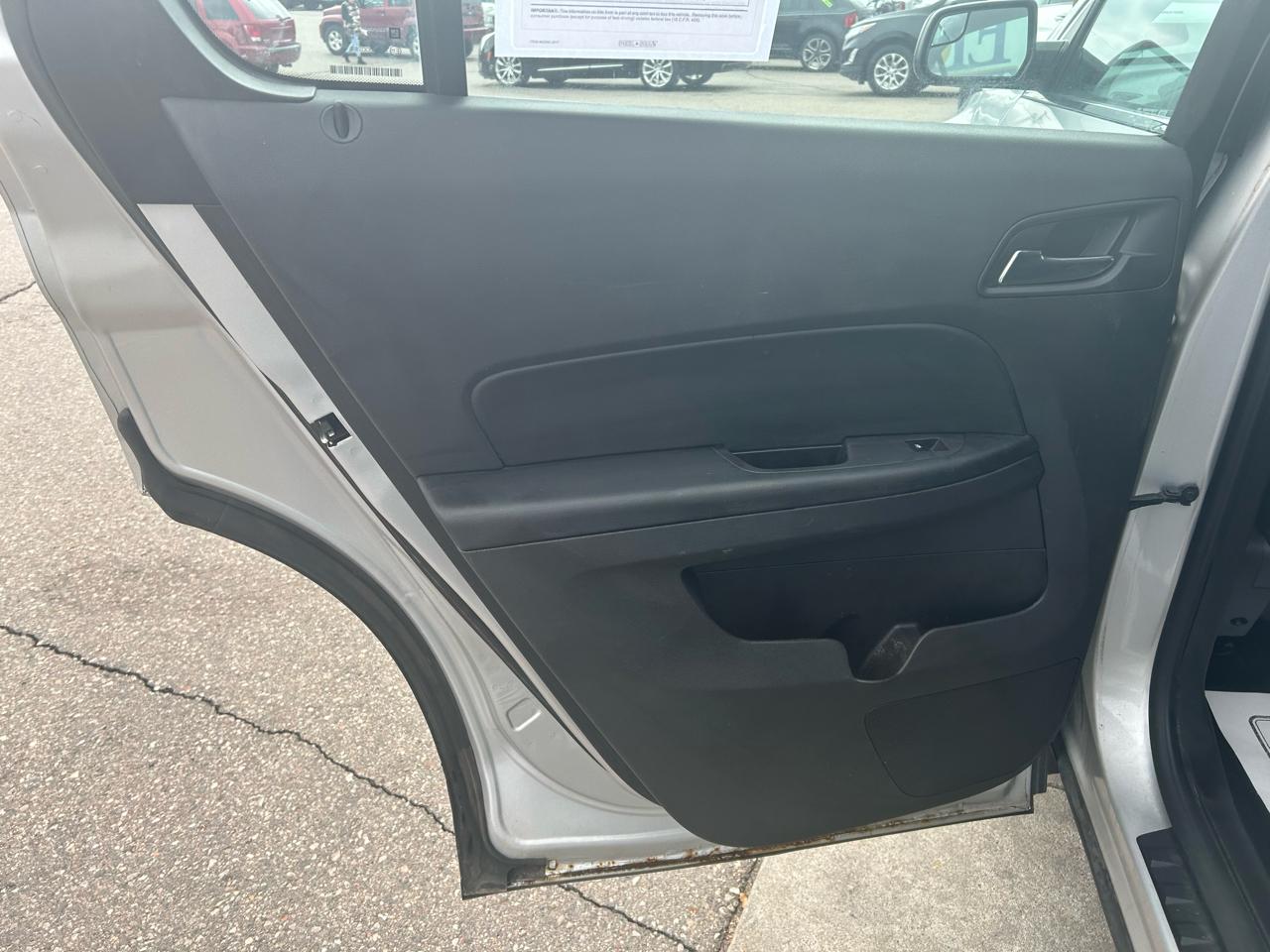 Chevrolet Equinox LS 2WD 2013