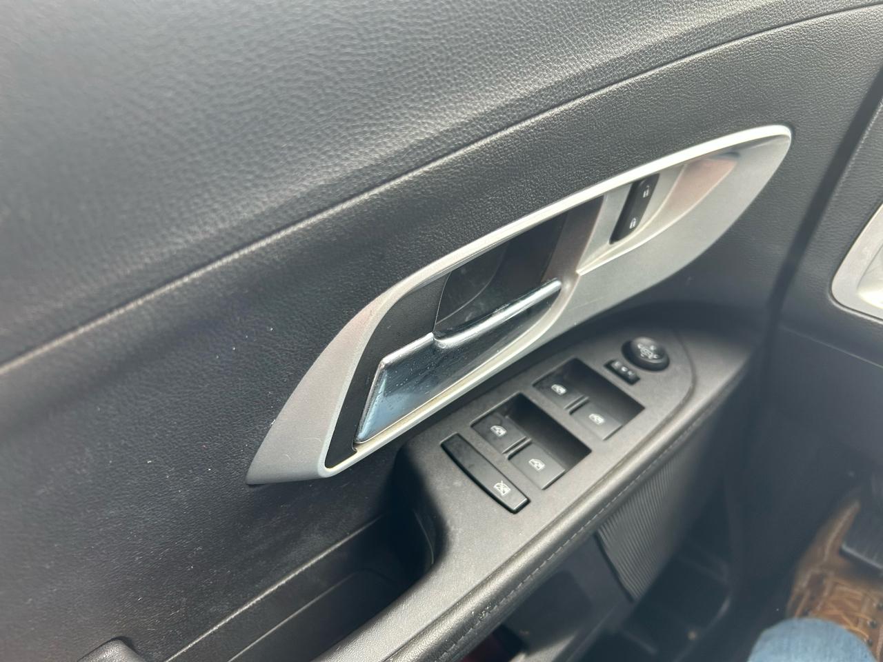 Chevrolet Equinox LS 2WD 2013