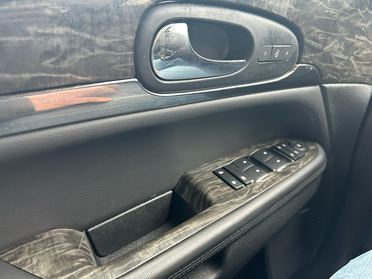 Buick Enclave Premium AWD 2013