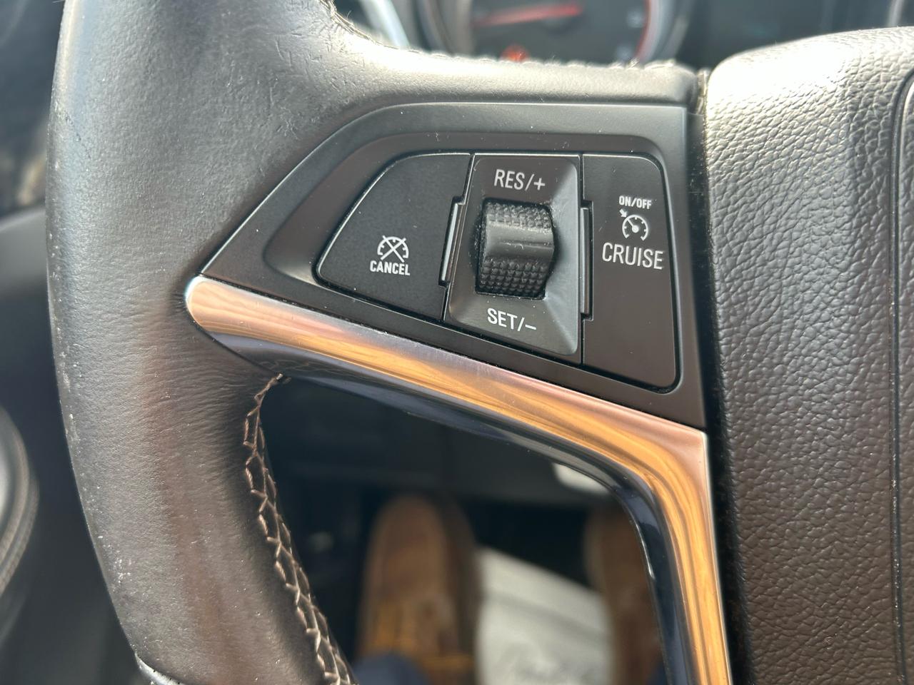 Buick Encore Base FWD 2014