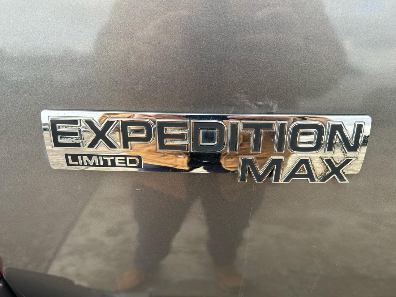 Ford Expedition EL Limited 4WD 2010