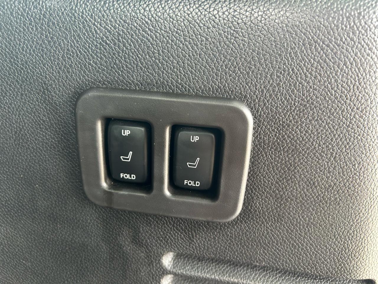 Ford Expedition EL Limited 4WD 2010