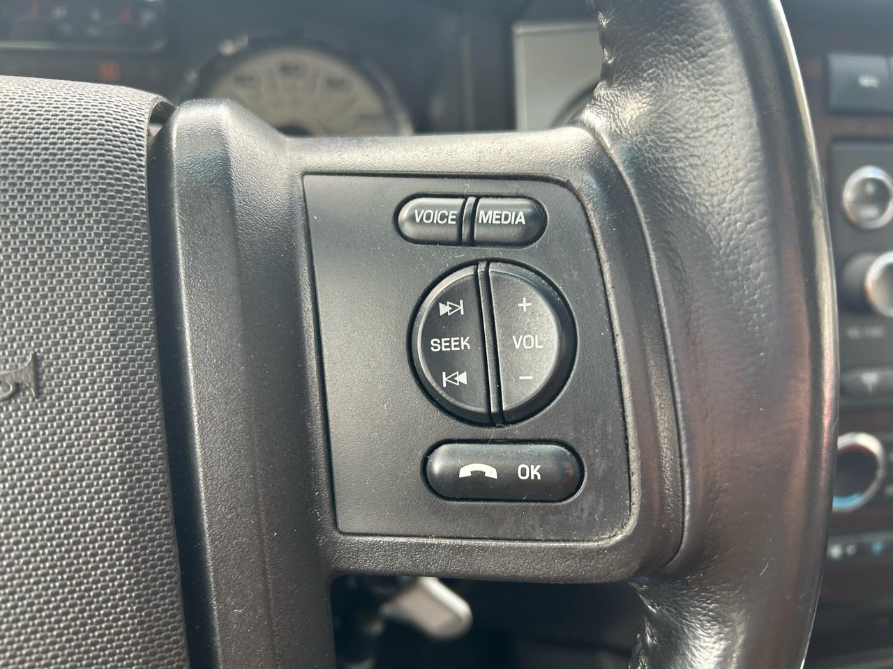 Ford Expedition EL Limited 4WD 2010