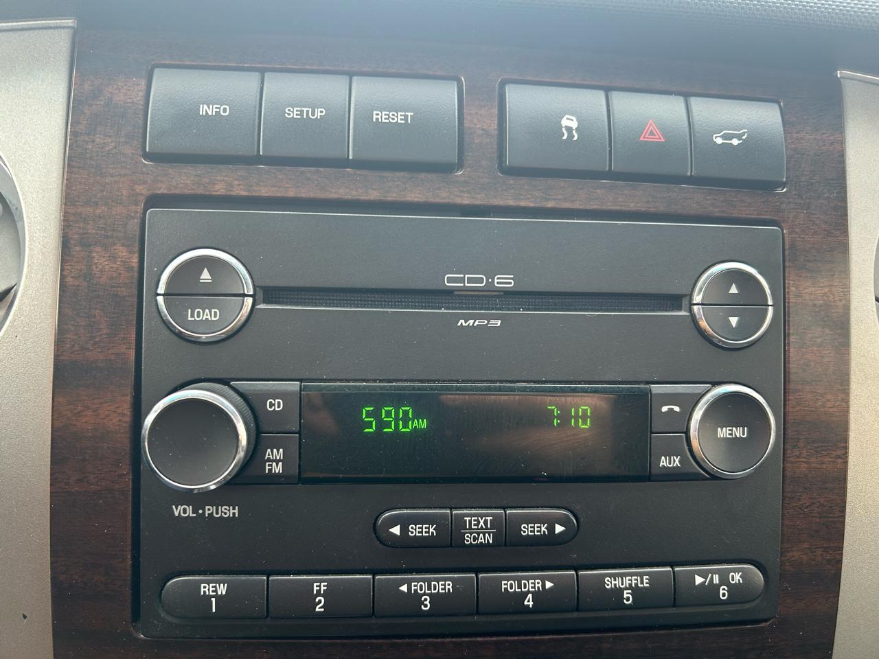 Ford Expedition EL Limited 4WD 2010