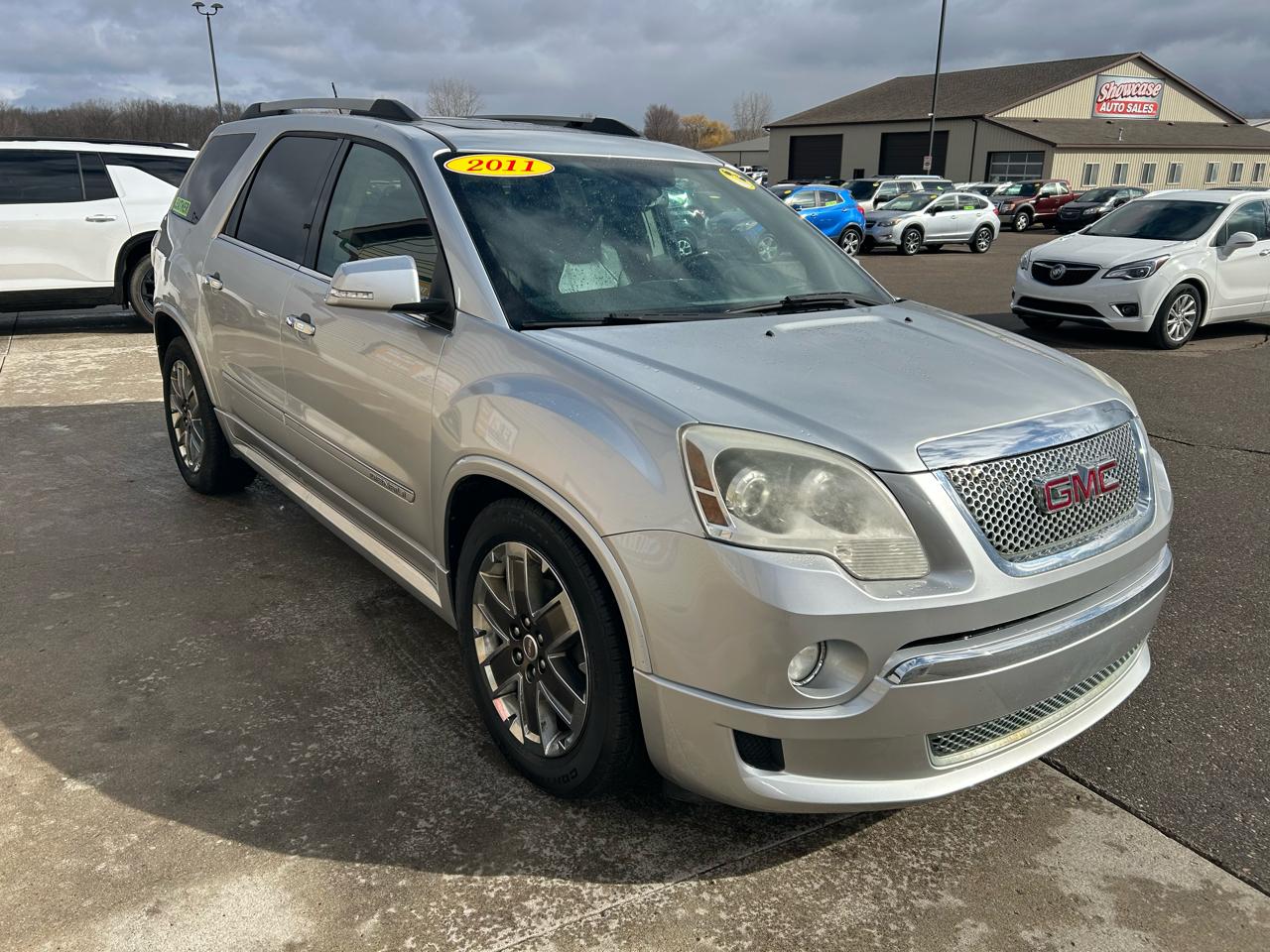 GMC Acadia Denali AWD 2011