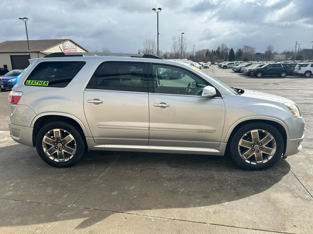 GMC Acadia Denali AWD 2011