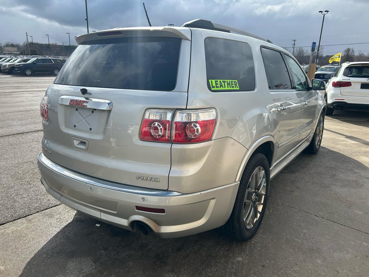 GMC Acadia Denali AWD 2011