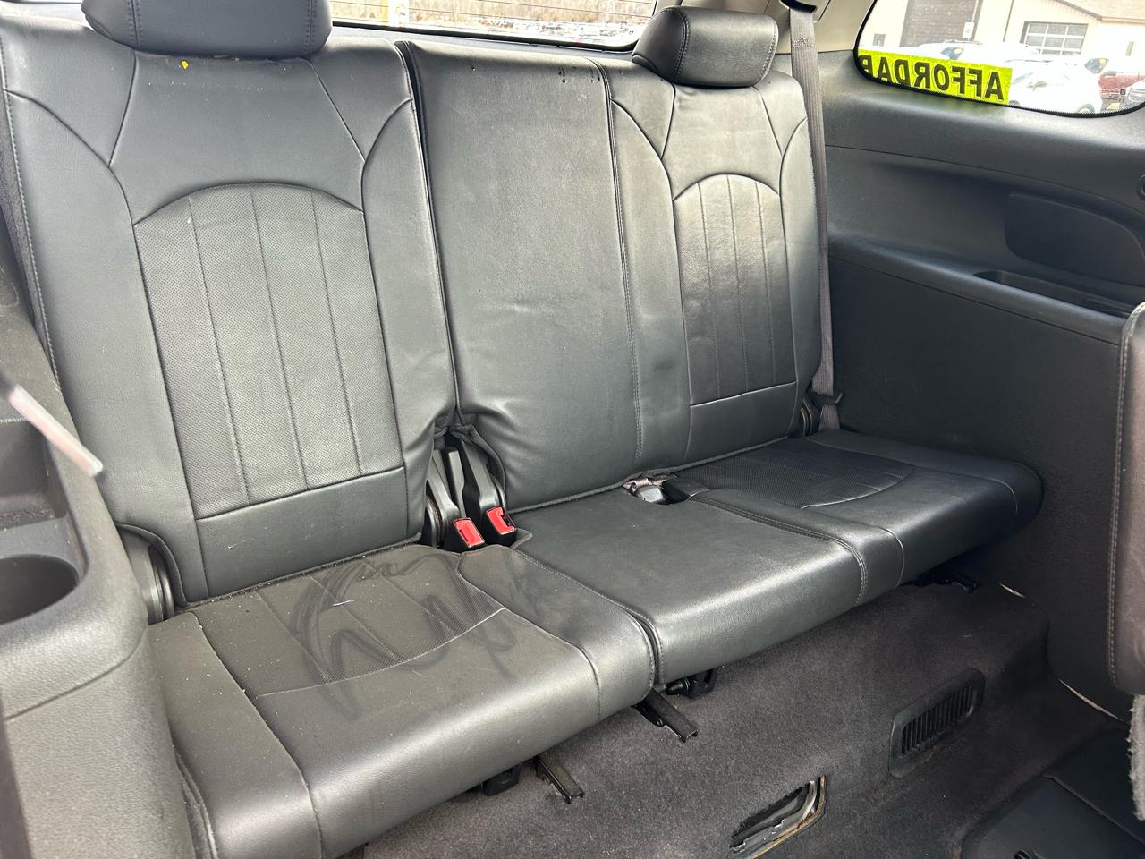 GMC Acadia Denali AWD 2011