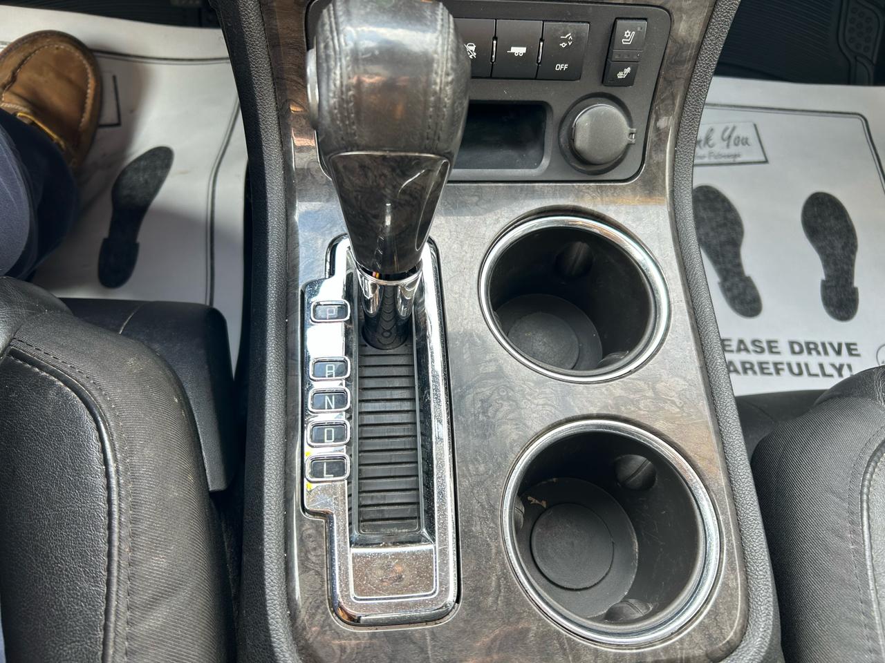 GMC Acadia Denali AWD 2011