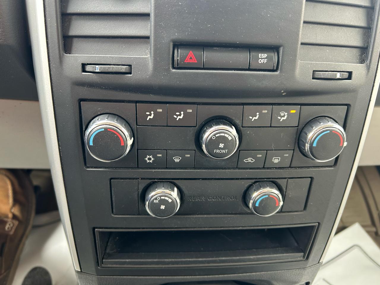 Dodge Grand Caravan SXT 2008