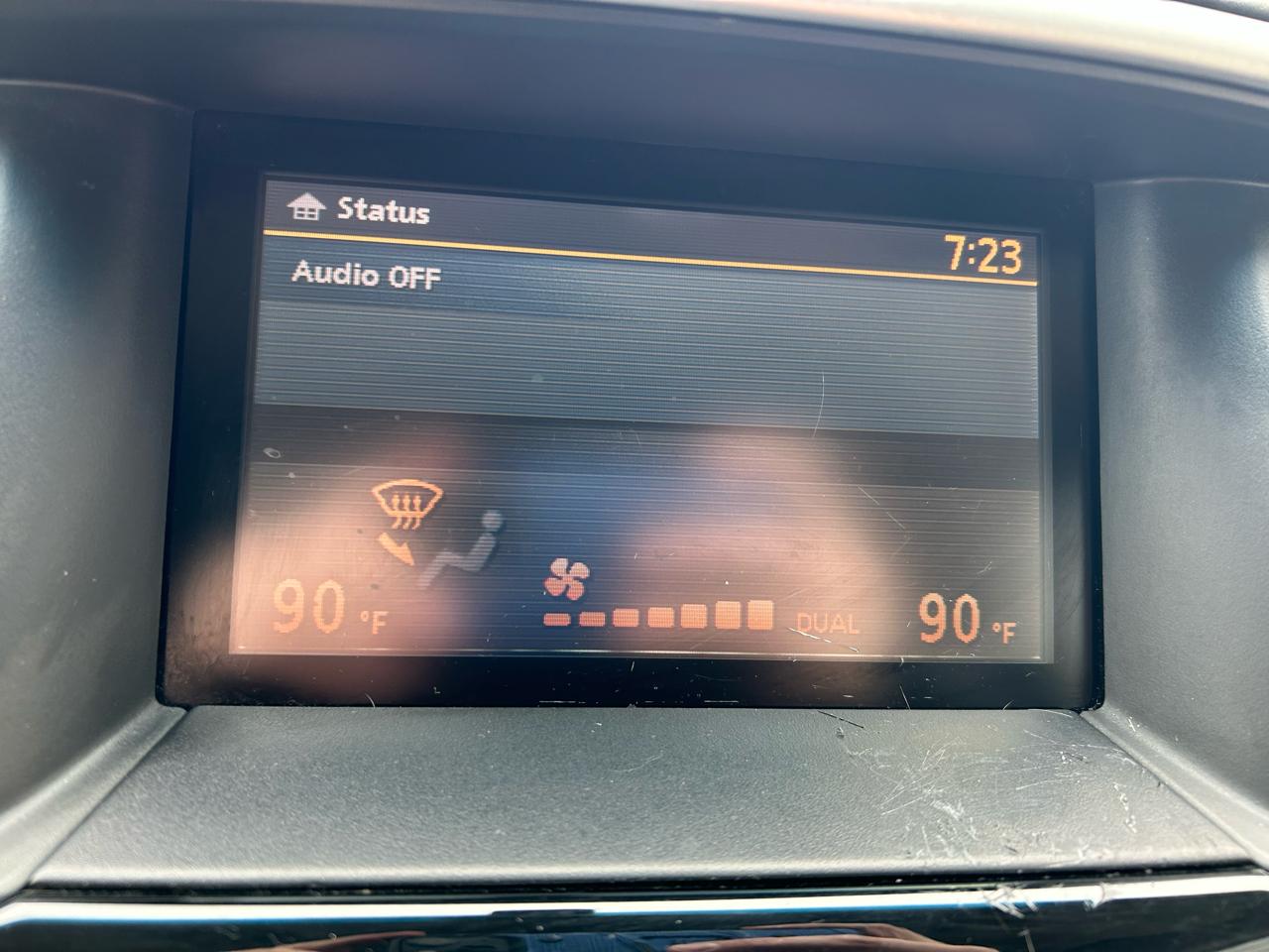 Nissan Pathfinder SV 4WD 2013