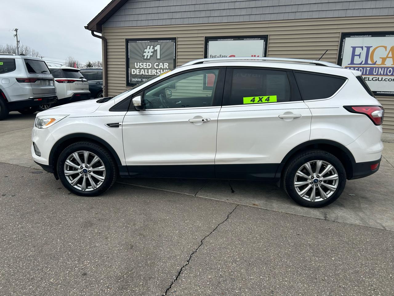 Ford Escape Titanium 4WD 2018