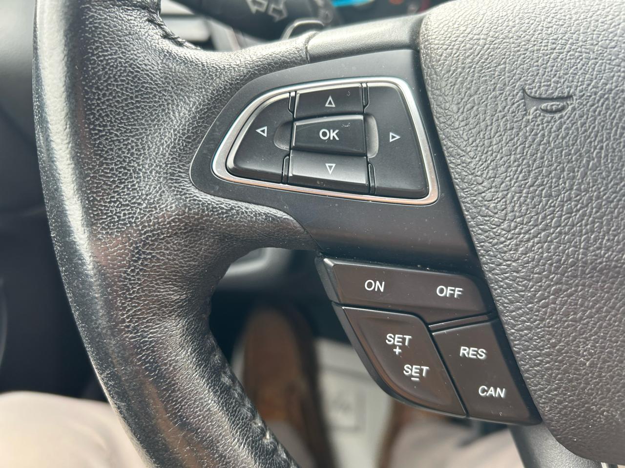 Ford Escape Titanium 4WD 2018