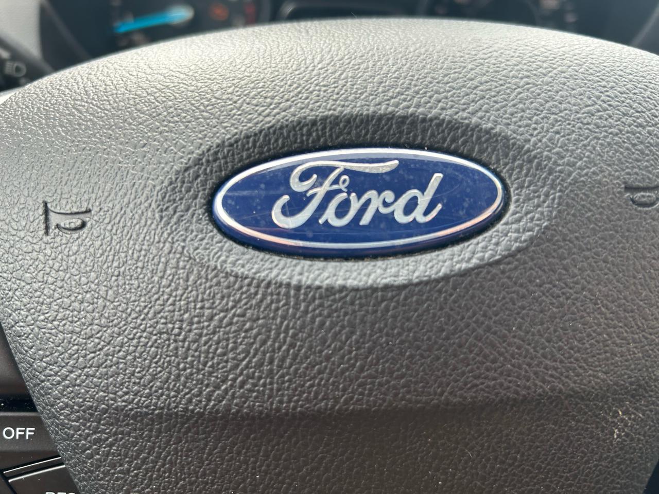 Ford Escape Titanium 4WD 2018