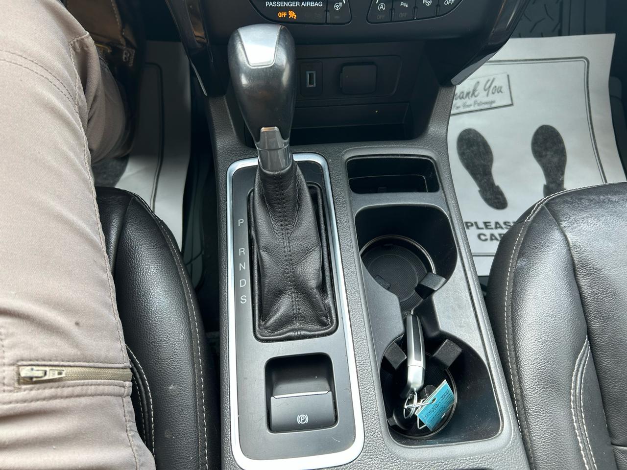 Ford Escape Titanium 4WD 2018