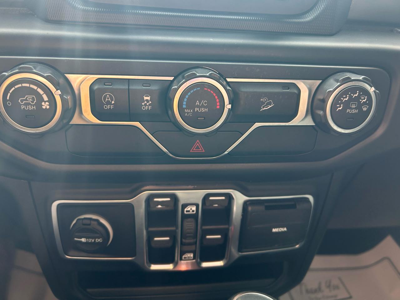 Jeep Wrangler Unlimited Sport 2019