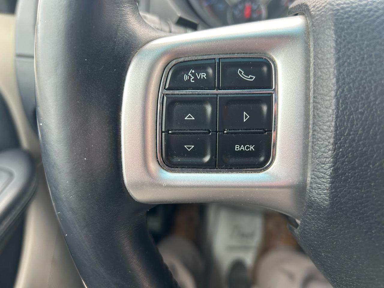 Dodge Grand Caravan Crew 2015