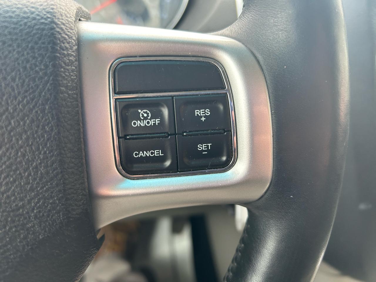 Dodge Grand Caravan Crew 2015