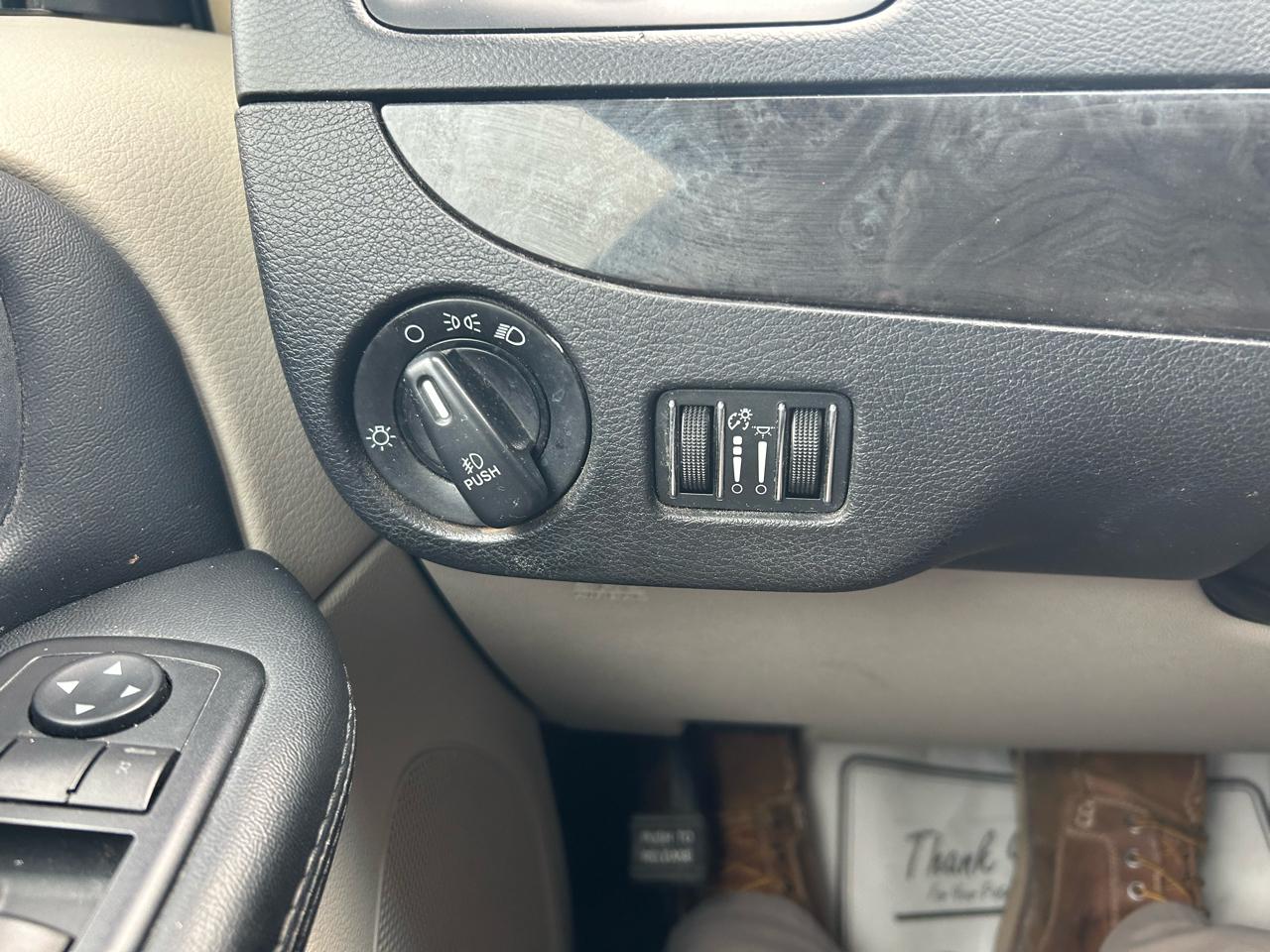 Dodge Grand Caravan Crew 2015