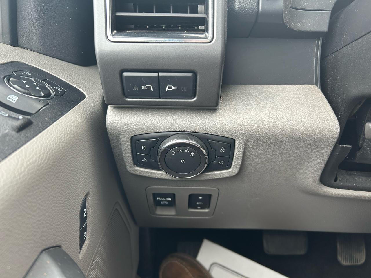 Ford F-150 XLT SuperCrew 5.5-ft. Bed 4WD 2018