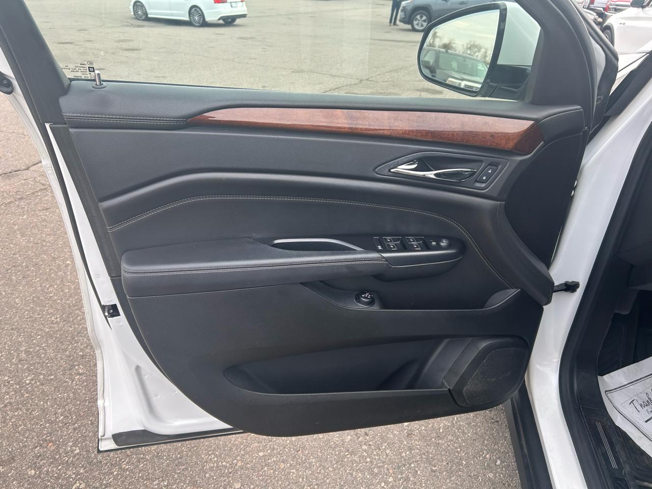 Cadillac SRX Luxury Collection FWD 2014