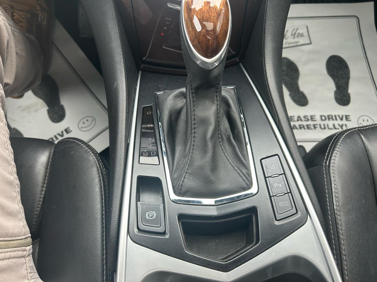 Cadillac SRX Luxury Collection FWD 2014