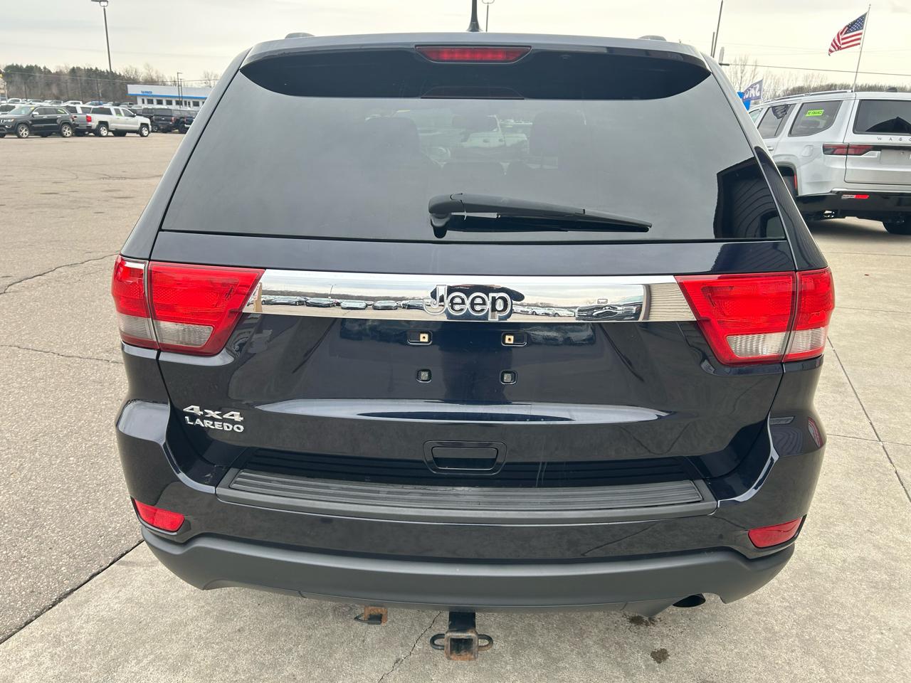 Jeep Grand Cherokee Laredo 4WD 2011