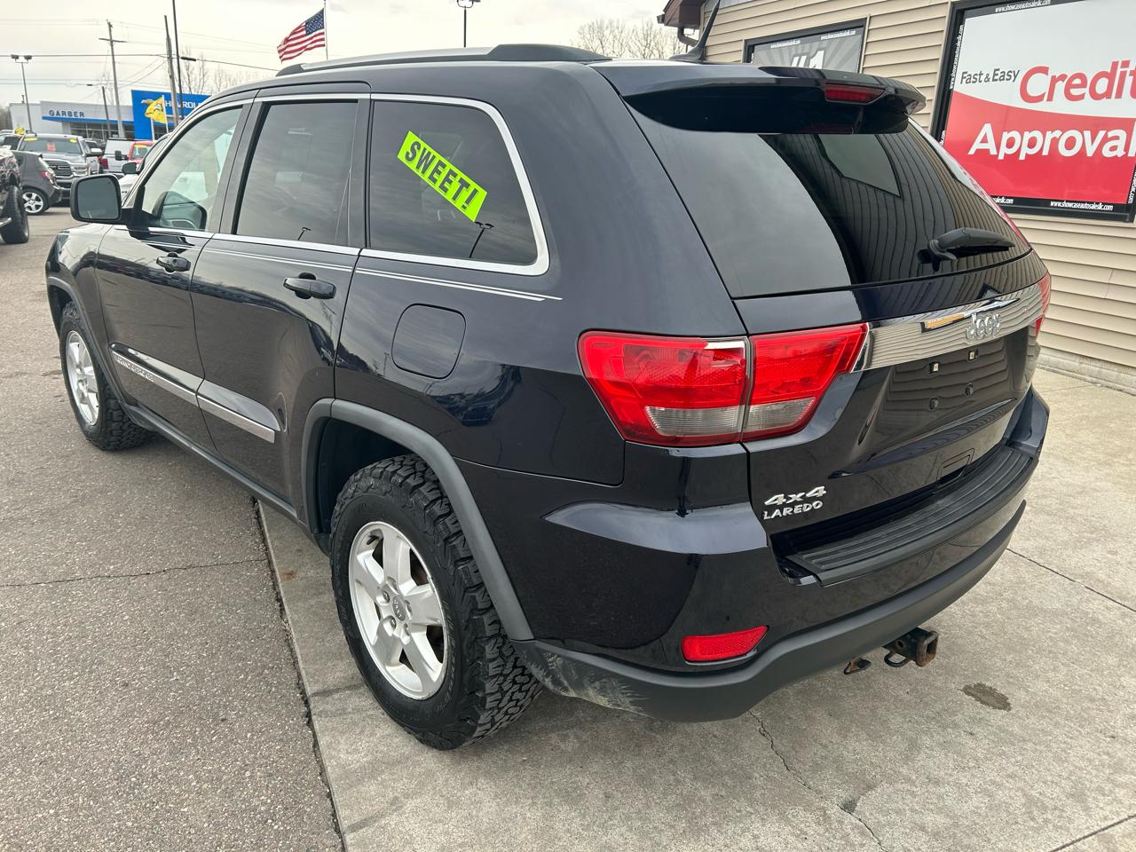 Jeep Grand Cherokee Laredo 4WD 2011