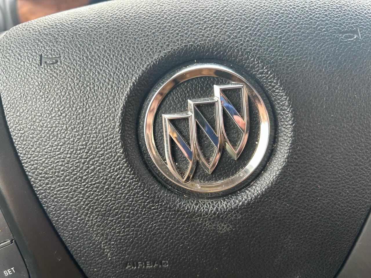 Buick Enclave Leather FWD 2012