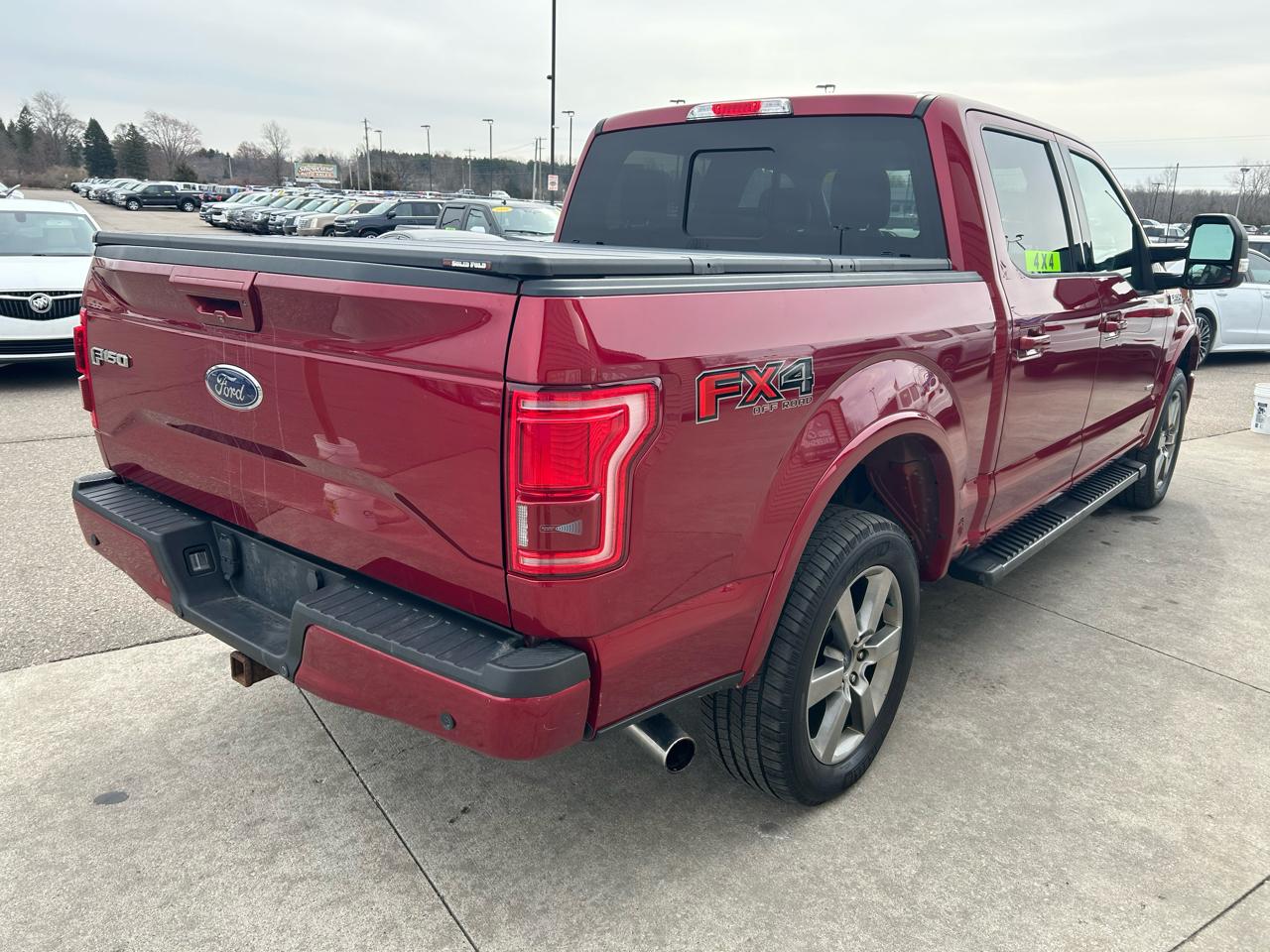 Ford F-150 XL SuperCrew 5.5-ft. Bed 4WD 2015