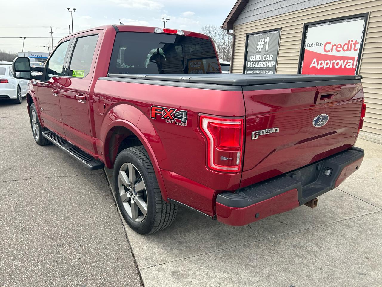 Ford F-150 XL SuperCrew 5.5-ft. Bed 4WD 2015