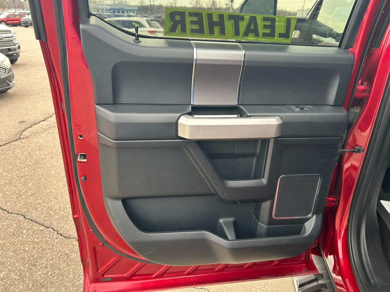 Ford F-150 XL SuperCrew 5.5-ft. Bed 4WD 2015