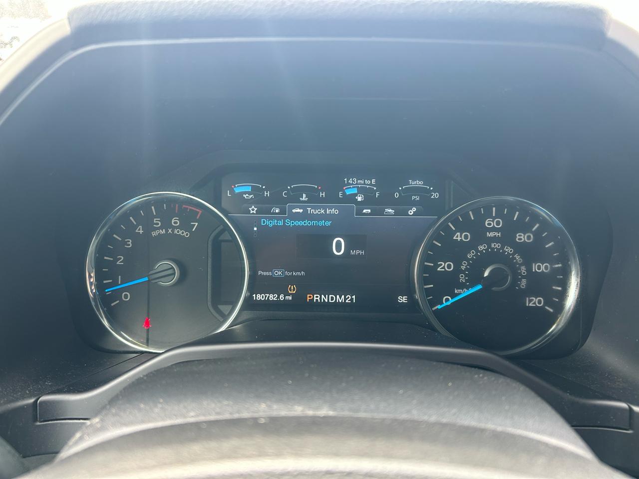 Ford F-150 XL SuperCrew 5.5-ft. Bed 4WD 2015