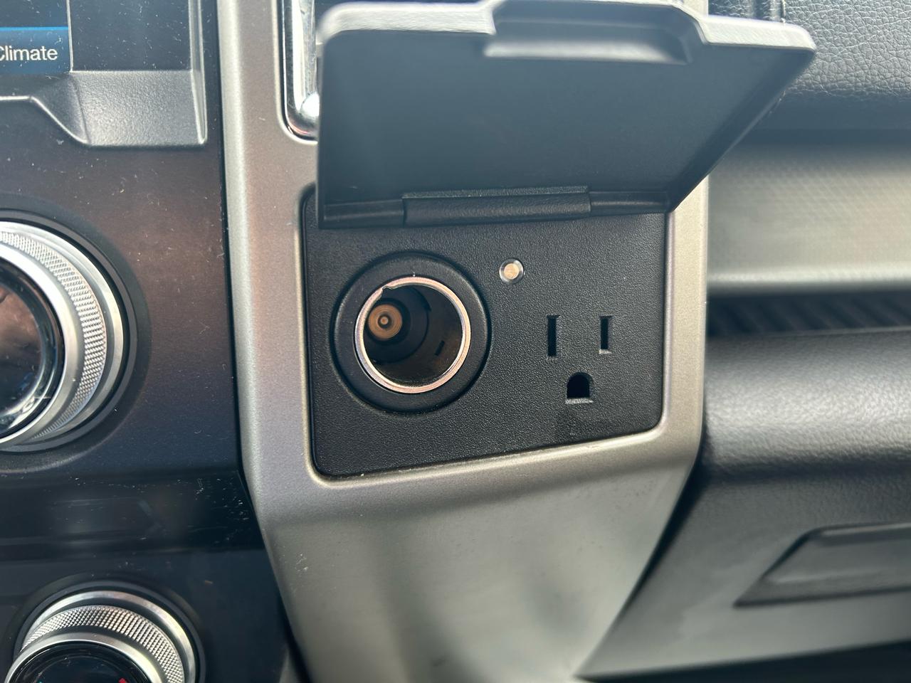 Ford F-150 XL SuperCrew 5.5-ft. Bed 4WD 2015