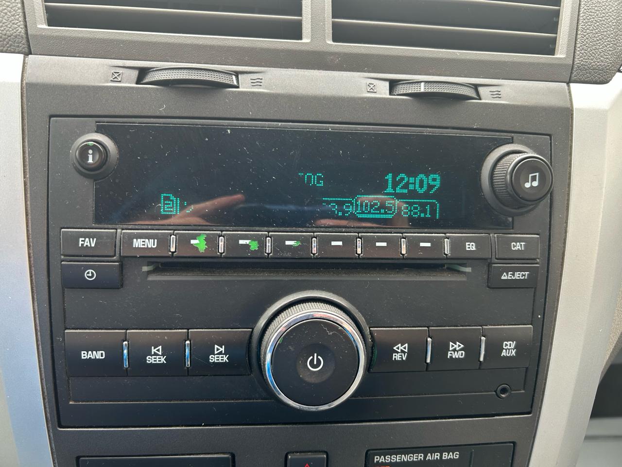 Chevrolet Traverse LS FWD w/PDC 2011