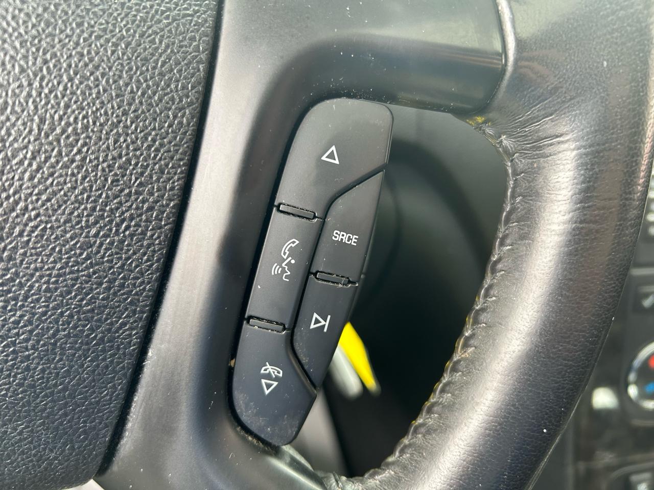 GMC Acadia Denali AWD 2011