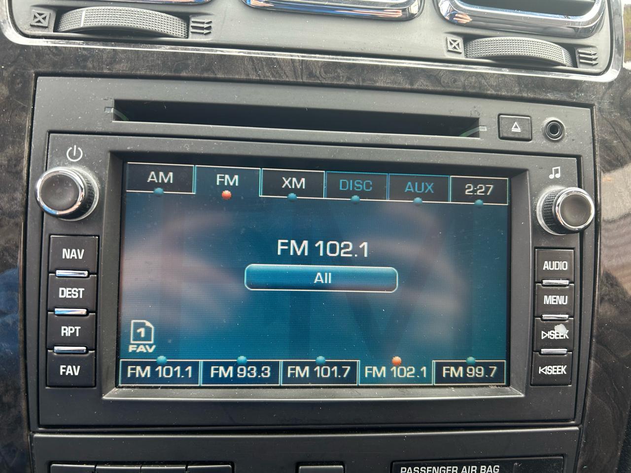 GMC Acadia Denali AWD 2011