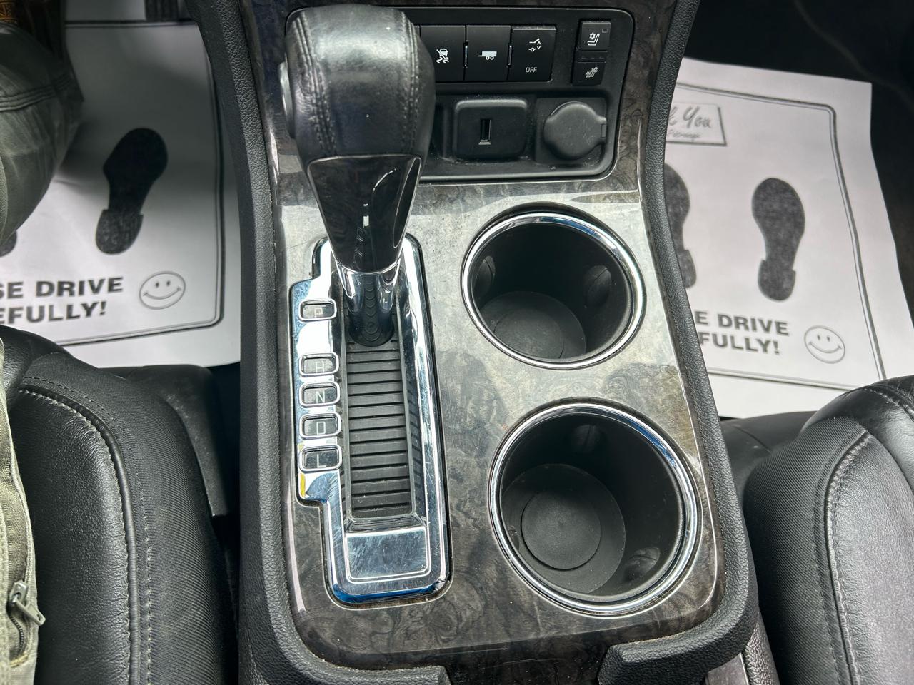 GMC Acadia Denali AWD 2011