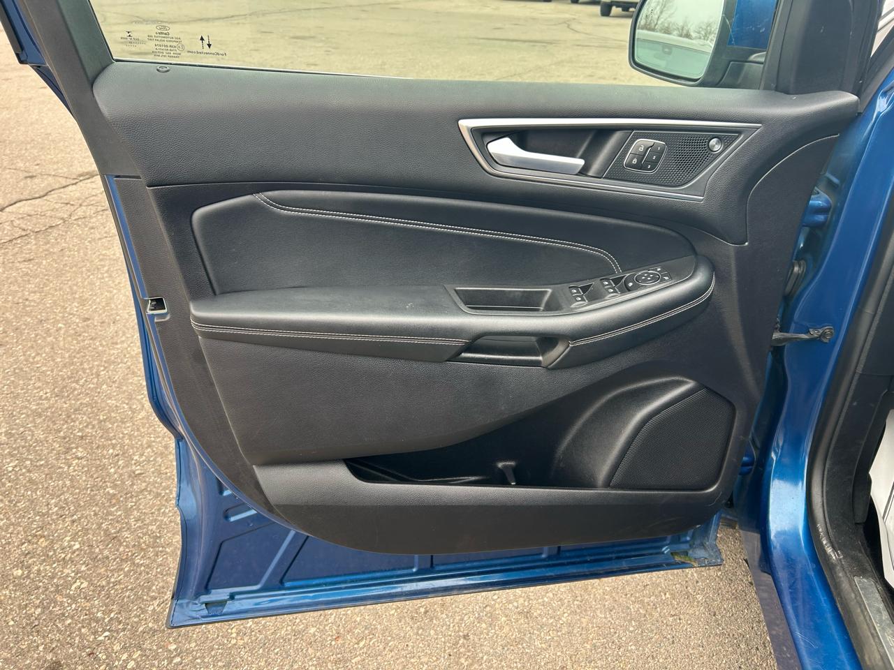 Ford Edge Titanium AWD 2022