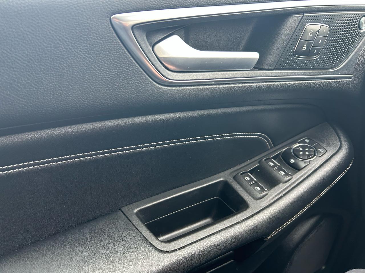 Ford Edge Titanium AWD 2022