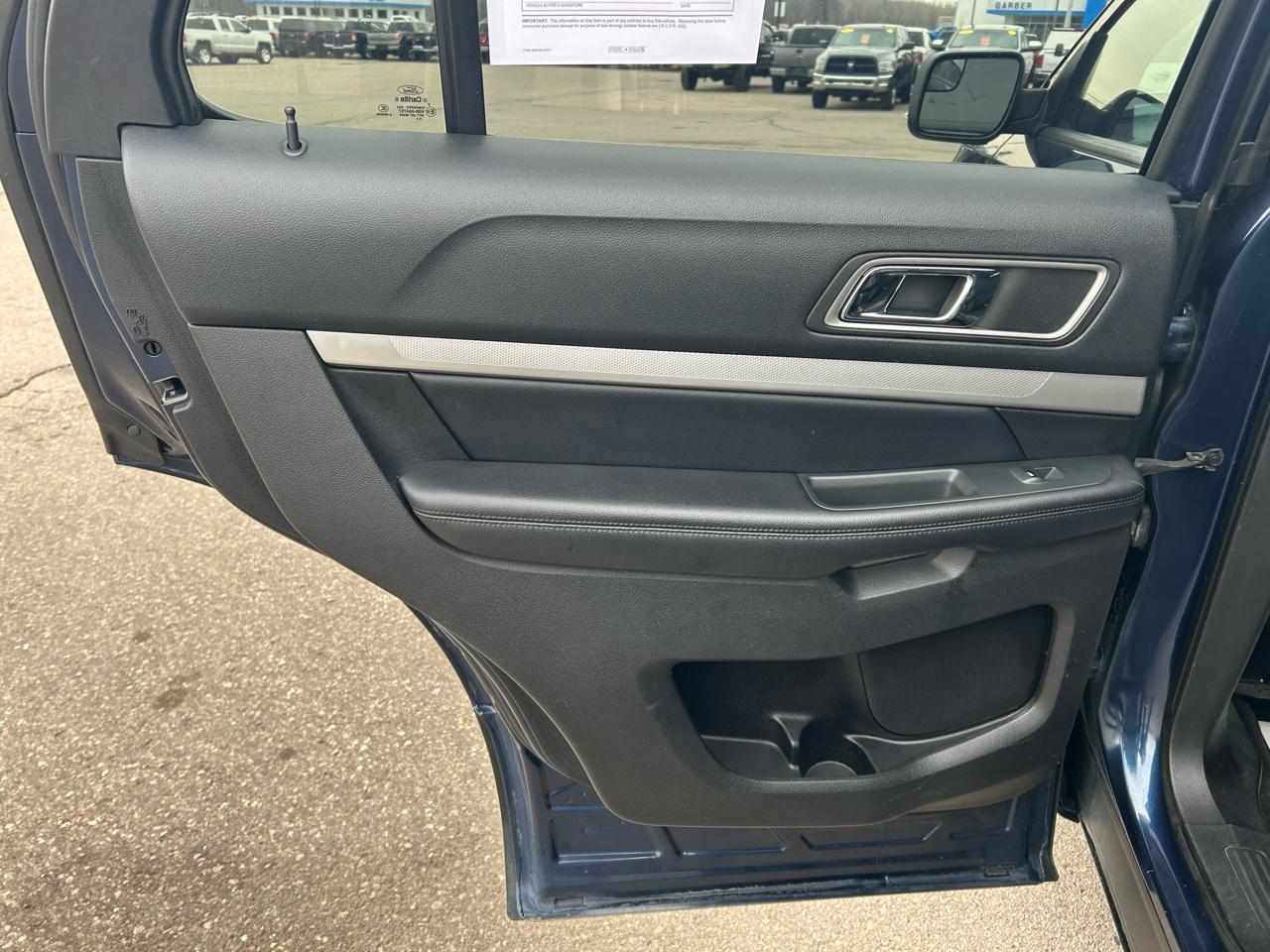 Ford Explorer XLT FWD 2016