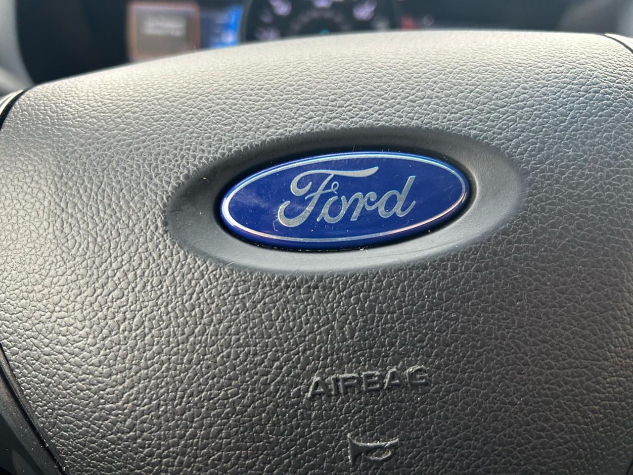 Ford Explorer XLT FWD 2016