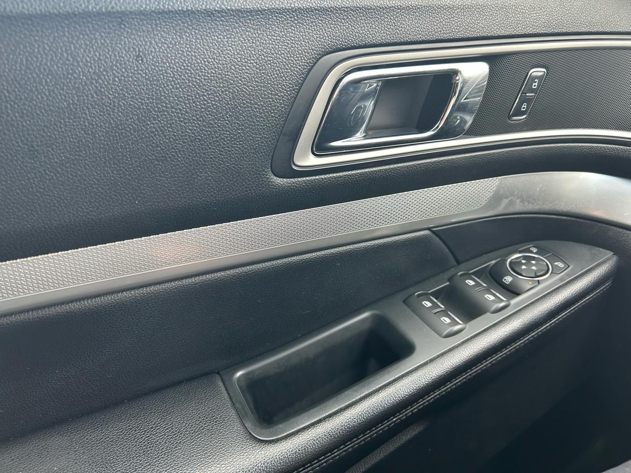 Ford Explorer XLT FWD 2016