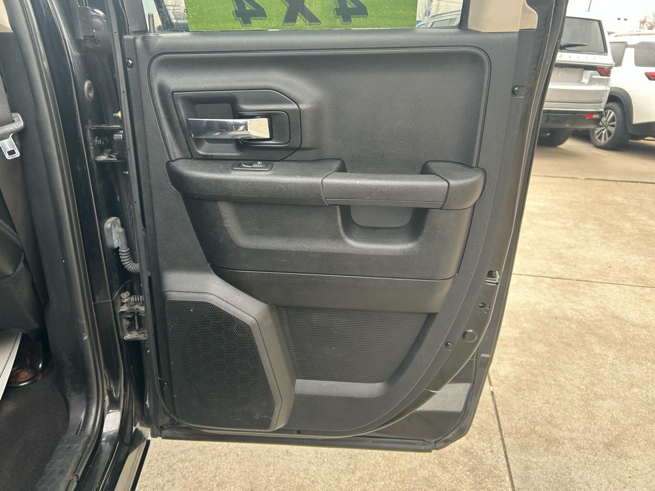 RAM 1500 Sport Quad Cab 4WD 2014