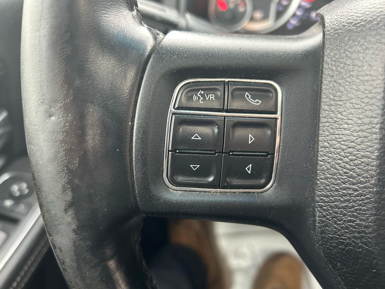 RAM 1500 Sport Quad Cab 4WD 2014