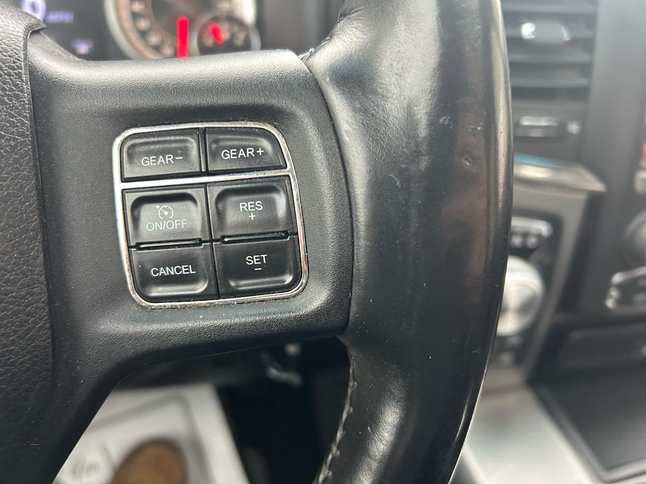 RAM 1500 Sport Quad Cab 4WD 2014